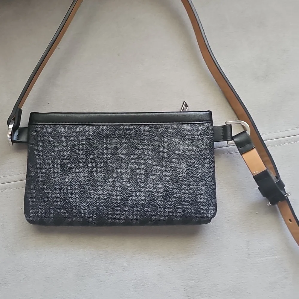 NWOT MICHAEL KORS Black Belt Bag